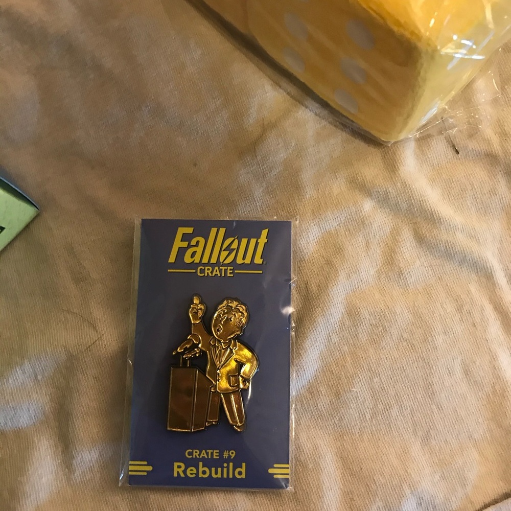 Fallout Bundle - Picture 2 of 6